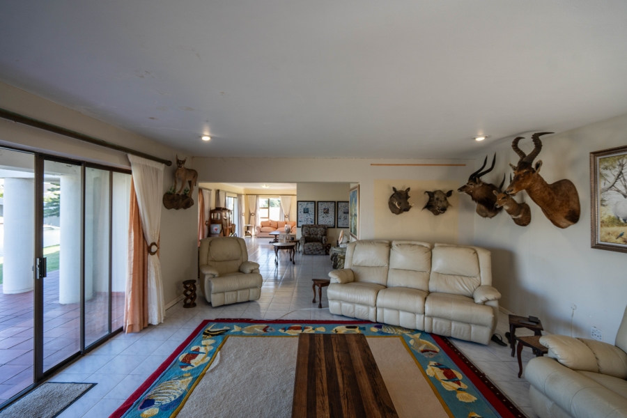 7 Bedroom Property for Sale in Royal Alfred Marina Eastern Cape